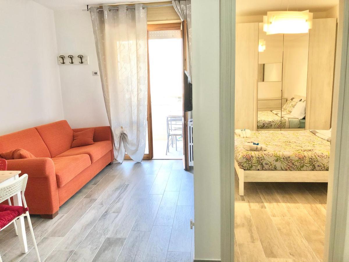 Vita Marina Appartement Porto SantʼElpidio Buitenkant foto