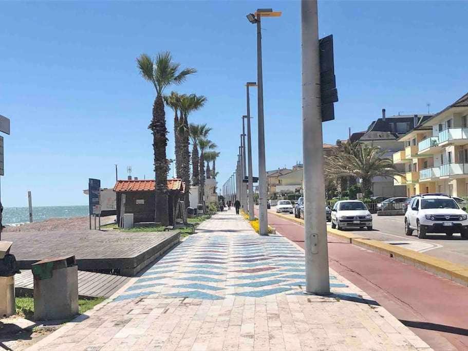 Vita Marina Appartement Porto SantʼElpidio Buitenkant foto